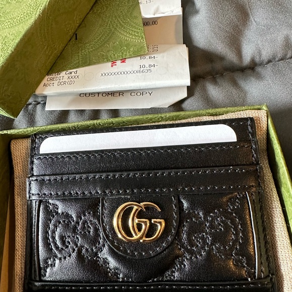 Brand new in box Gucci card holder with gold GG logo - Picture 3 of 7